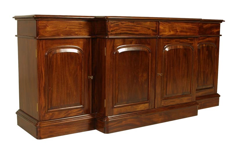 6'10 Breakfront Sideboard