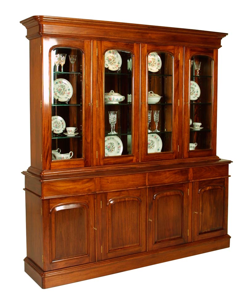7'10 4 Door Victorian Showcase MLGS